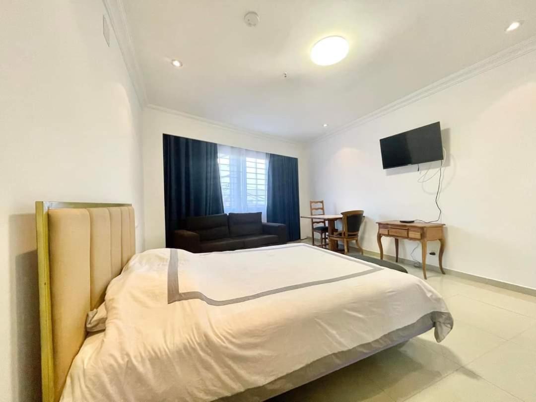 Residence D Ankadifotsy Ανταναναρίβο Εξωτερικό φωτογραφία